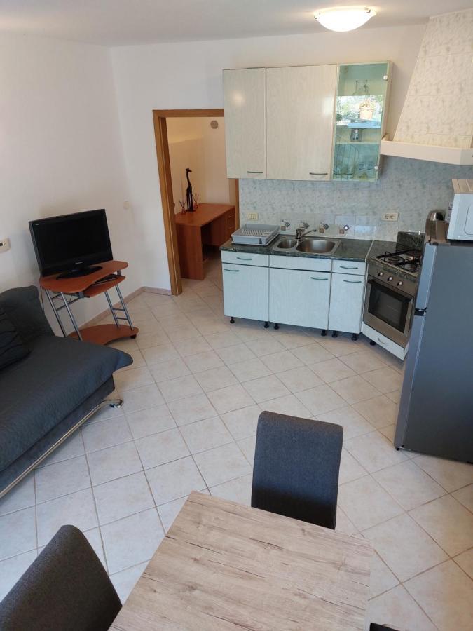 Apartma Mari Apartment *